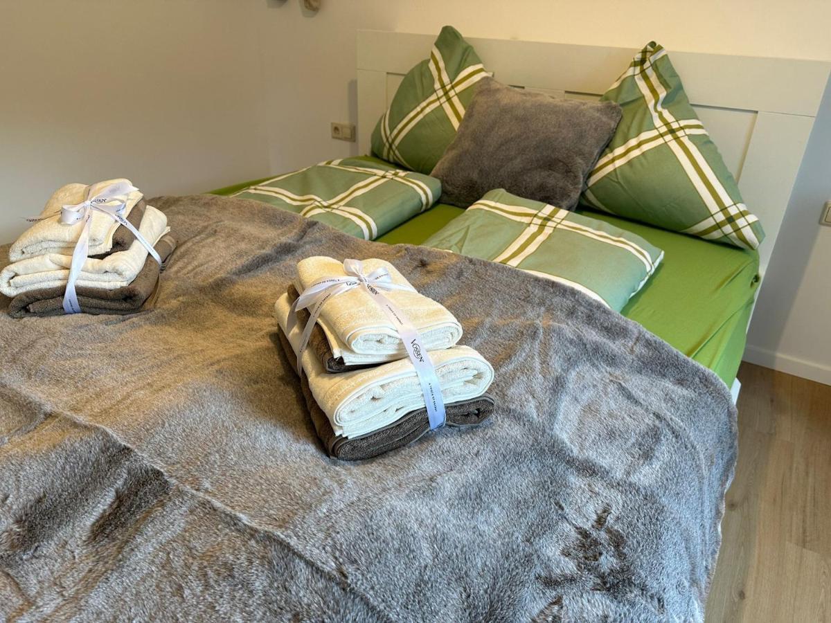 Schwarzwald Maedl Apartment Bad Wildbad Bagian luar foto